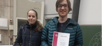 Bild zu: Zwei BuGy-Schüler glänzen beim Chemiewettbewerb in Stuttgart